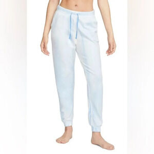 NWT Nike Yoga Luxe Women's 7/8 Fleece Joggers‎ Size Small